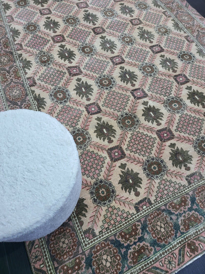 Antique Fine Knotted Rug, 5.3 x 8.2 Vintage Rug, Turkish Wool Rug, Oushak Rug Fine Rug, Hand Knotted Rug, Persian Rug, Handmade Rug