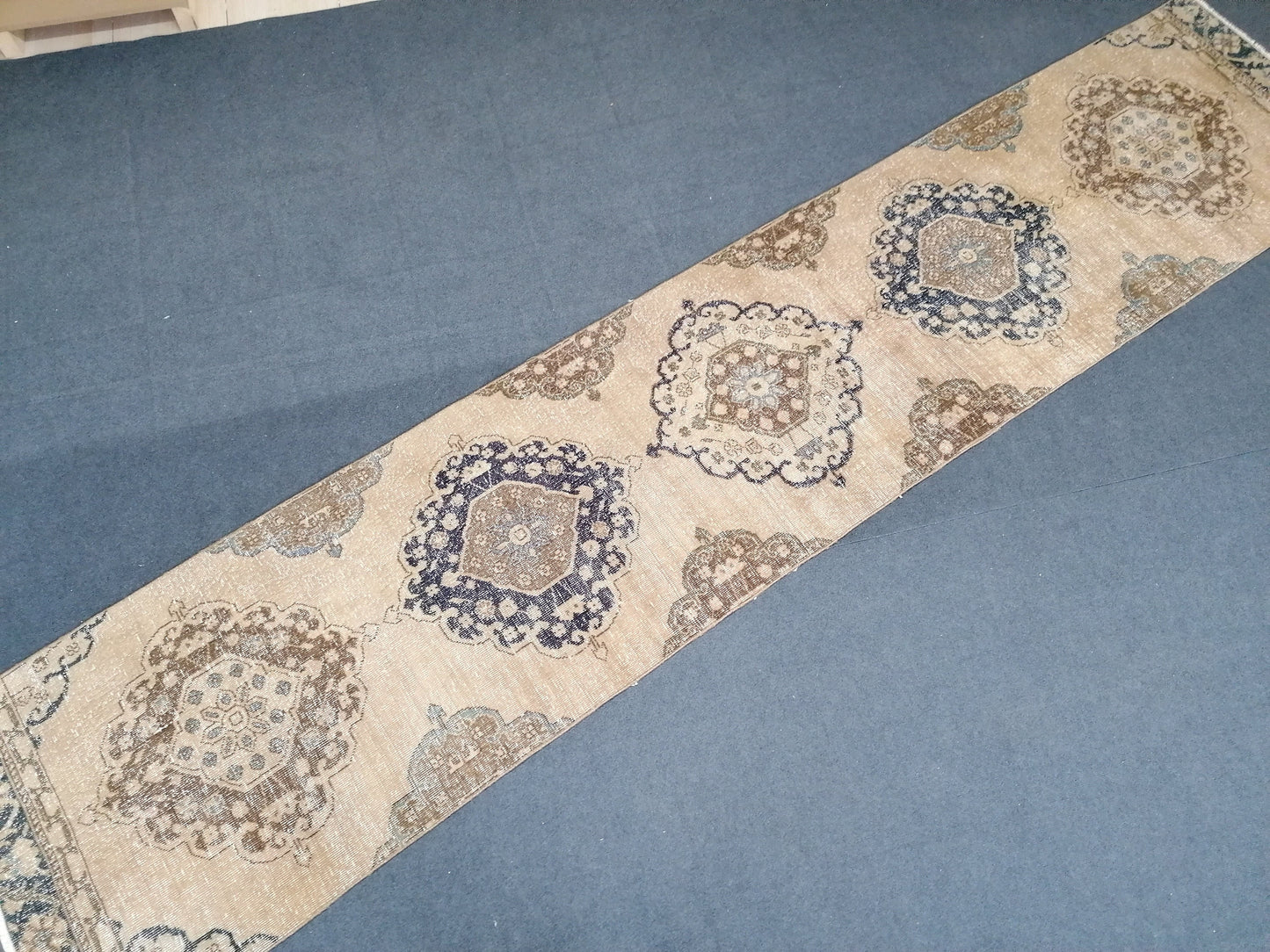 12,9x2'8 long runner rug, vintage runner,hallway rug