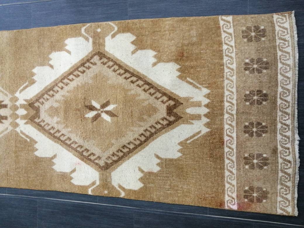 Neutral Runner Rug 2.5 x 10.7 Turkish Runner Rug Vintage Runner Rug Hallway Runner Rug Kitchen Runner Rug Neutral Wool Runner Rug