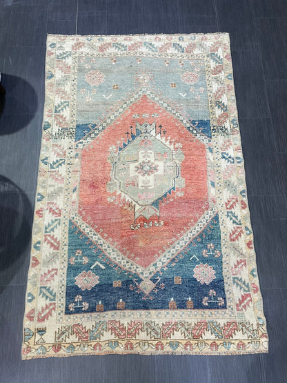 Hand Knotted Rug, Oushak Rug, Vintage 4 x 6.4 Rug Handmade Turkish Rug, Persian Rug, Vintage Rug, Wool  Antique Rug