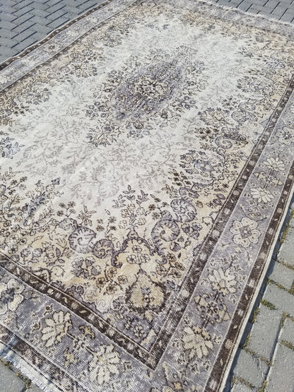 Latge vintage rug 10'4x6'10 knotted turkish rug,area rug