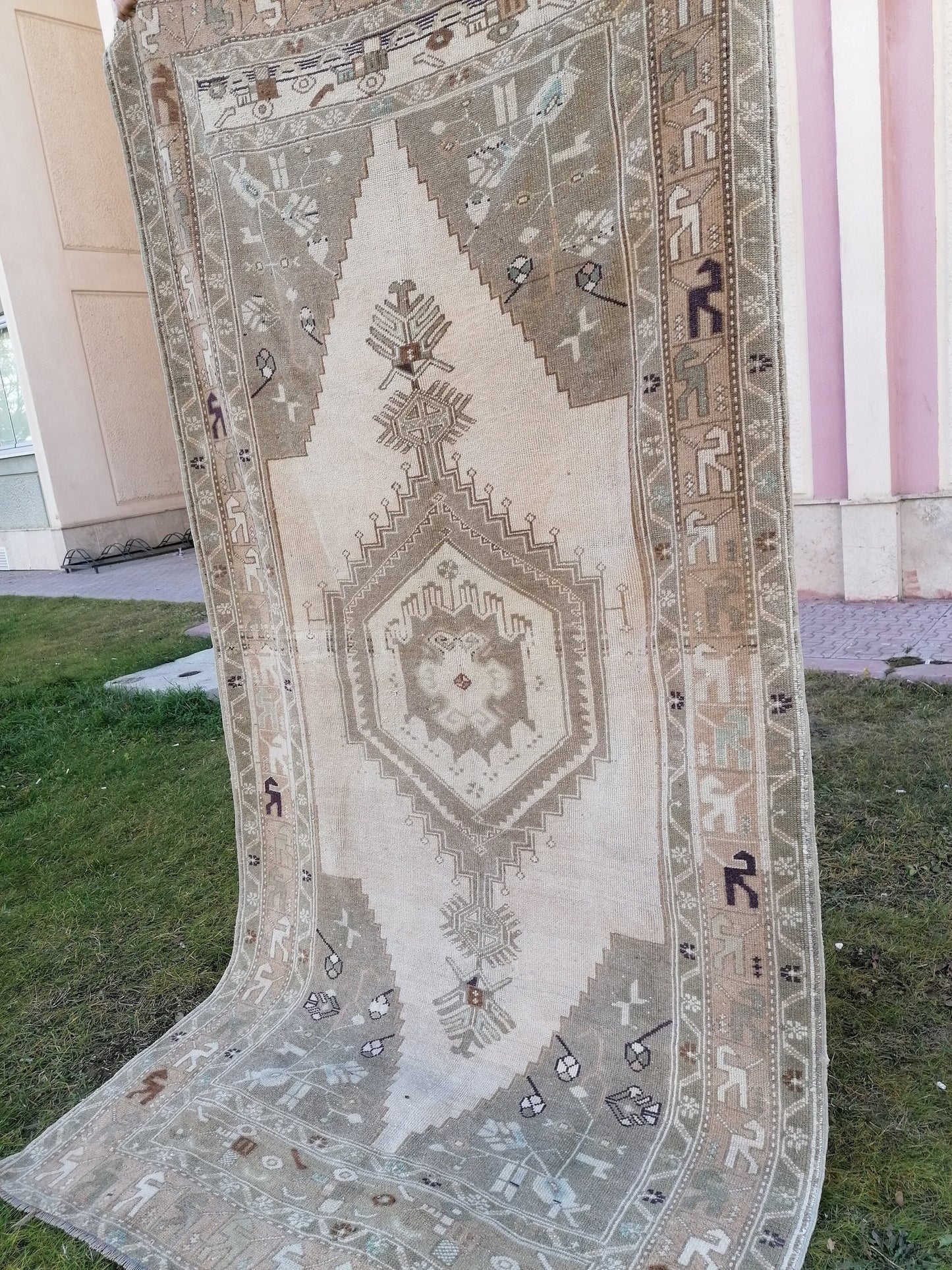 9x4'7 faded vintage turkish rug,oushak vintage kitchen rug,vintage anatolian bohemian rug,unique hand made bohemian