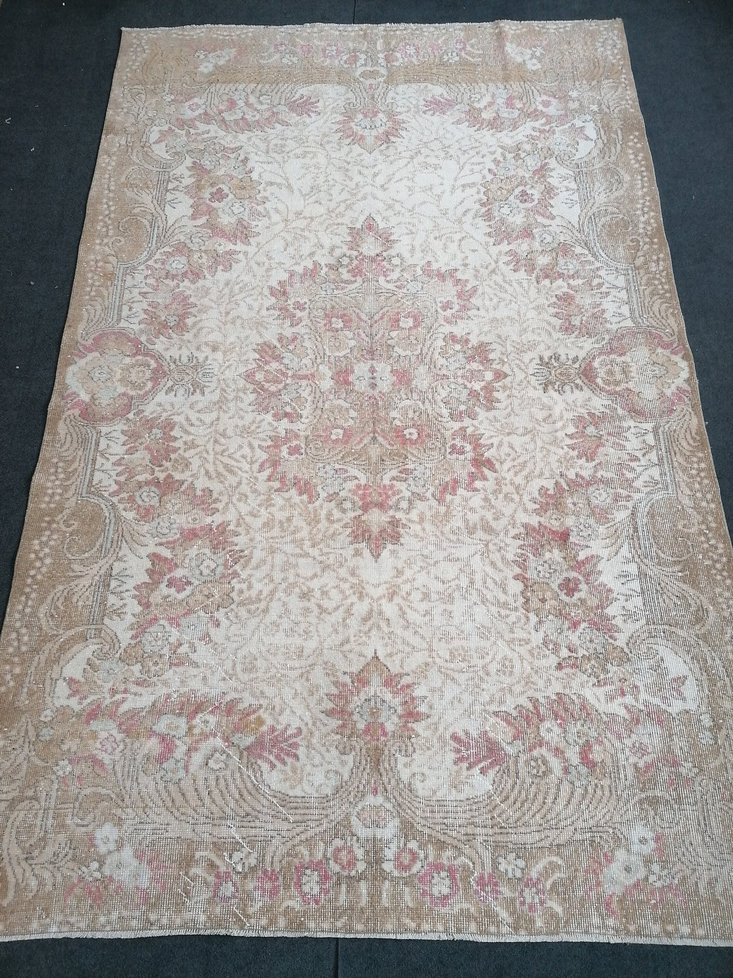 Muted oushak rug 6x9'7 large vintage rug, pastel hand made wool rug,  turkish area rug, bohemian rug