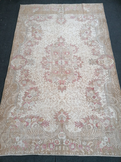 Muted oushak rug 6x9'7 large vintage rug, pastel hand made wool rug,  turkish area rug, bohemian rug