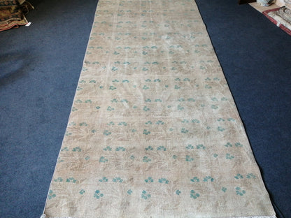 8.10 x 4 Turkish Rug, Oushak Rug, Floral Oushak Rugs, Wool Oushak Rug, Oushak Runner Rugs, Runner Rug, Vintage Rug, Hand Made Rug