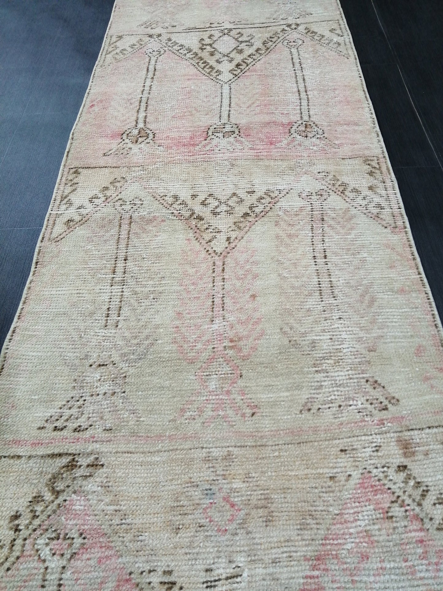 2.8 x 10.9 Distressed Oushak Runner Rug Muted Turkish Runner Rug Vintage Runner Rug Muted Hallway Runner Rug Kitchen Runner Rug Wool Runner