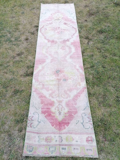 Vintage turkish runner, runner rug,hallway runner 2'7x10'1 vintage runner rug turkish hand made wool rug, kitchen rug, oushak rug
