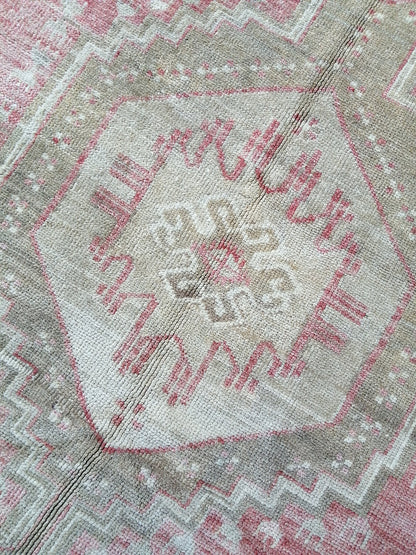 MUTED OUSHAK RUG 5x8 Faded Wool Rug, Turkish Oushak Rug, Farmhouse Rug, Vintage Rug, Oriental Rug Pink Wool rug