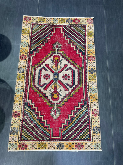 Vintage Oriental RUG, Oushak 3.3 x  5.7 Rug, Turkish Rug,  Persian Rug, Vintage Rug, Fine Wool Turkish Rug, Muted Living room Rug