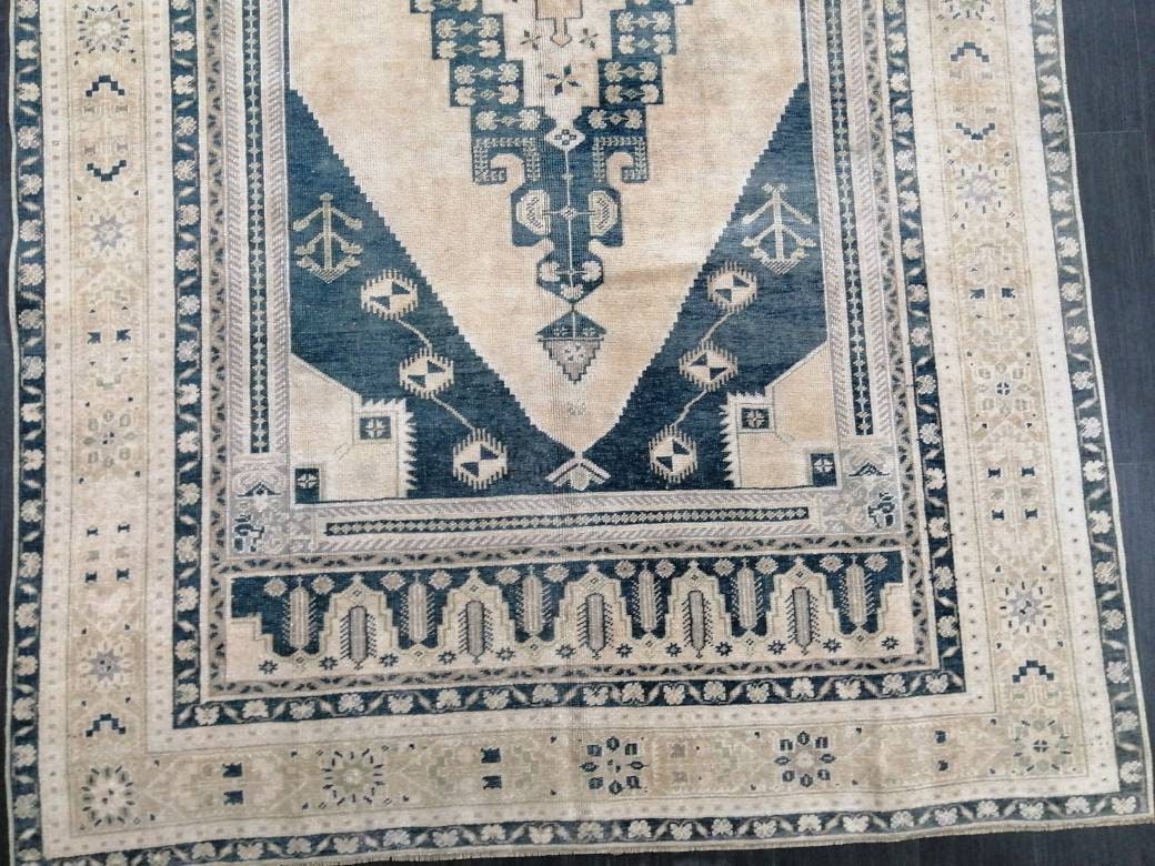 OUSHAK RUG 9.5 x 5.2 TURKISH Oushak Rug  Vintage Oushak Rug Muted Vintage Oriental Rug Wool Oushak Rug Hand Made Rug Vintage Persian Rug