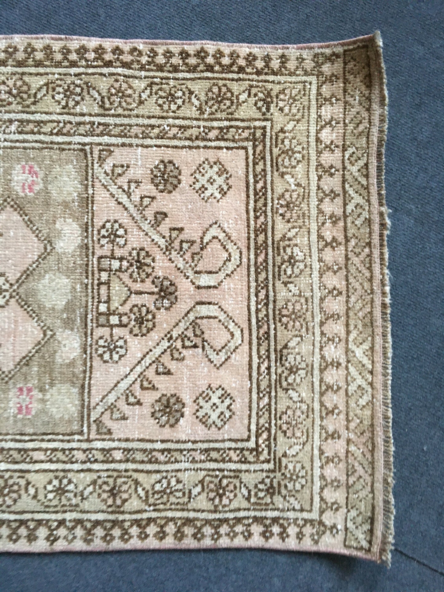 2x4 feet vintage brown bedroom small rug, turkish handmade wool pink bathroom small rug, living room area mini rug, oushak small laundry rug