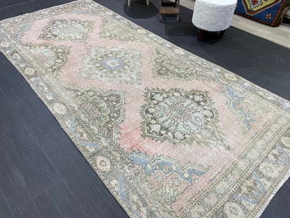 Vintage Runner Rug 4.3 x 9 Persian Runner Rug Wool Oushak Rug Oushak Runner Rug Turkish Runner Pink Kitchen Runner Distressed Hallway Runner