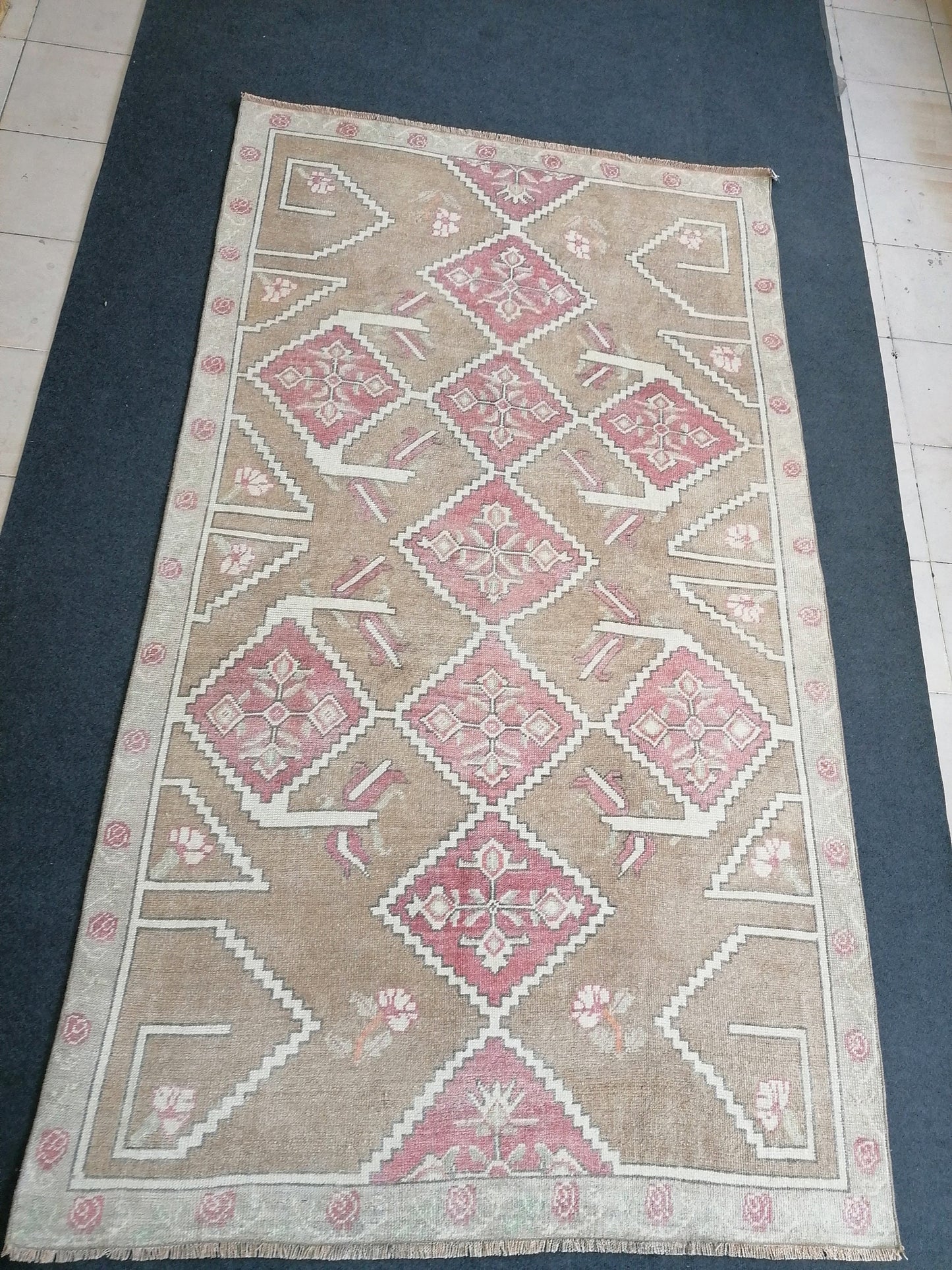 Neutral oushak rug, vintage wool rug turkish handmade rug 4'10x8'5 runner rug, living room rug, kitchen runner