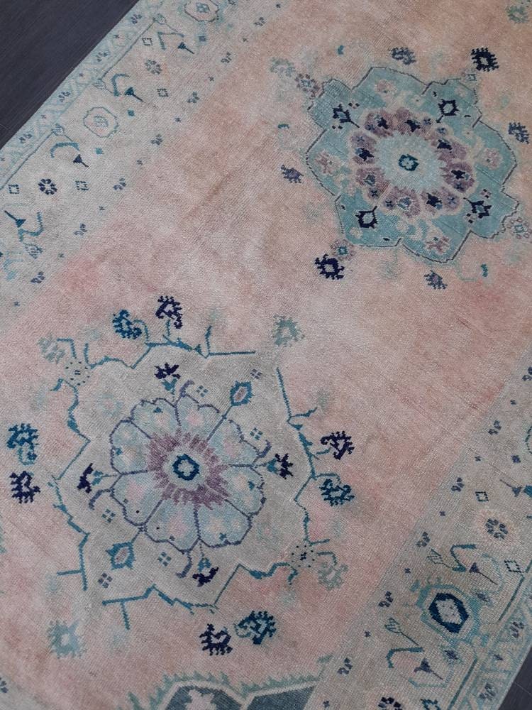 Hand Knotted Rug, Vintage Oriental RUG, Muted Vintage 5x10 Rug, Vintage Fine Rug  Wool Oushak Rug, Vintage Persian Rug, Vintage Turkish Rug.