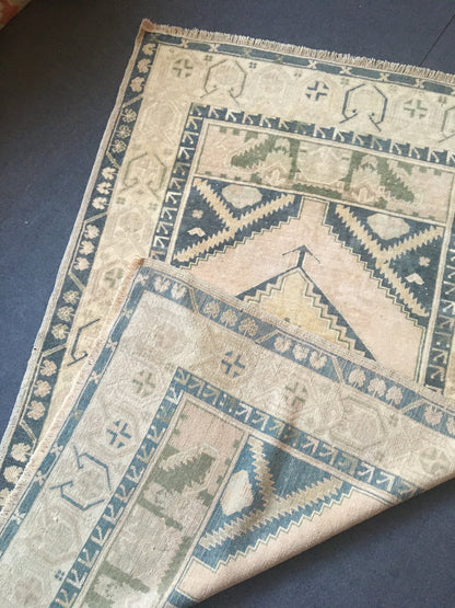 4.1 x 6.5 feet wool anatolian rug, turkish vintage living room rug, Handmade rug, oushak rug