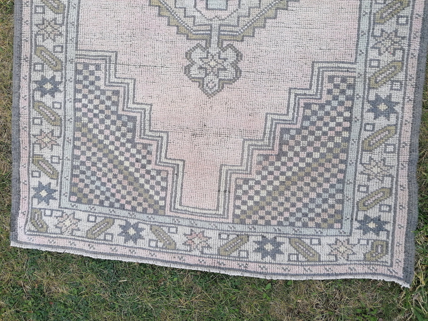 Turkish rug,oushak rug,vintage pastel rug, hand made wool rug 3'6x6'2ft