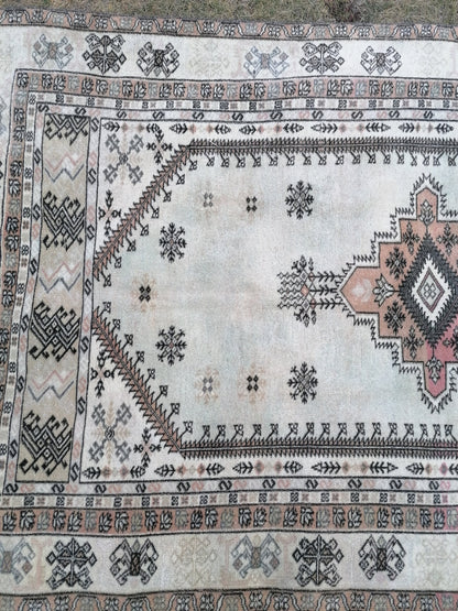 Vintage turkish rug, oushak vintage rug, kitchen rug, wool rug. hand made rug, are rug, 4'5x7'2 feet