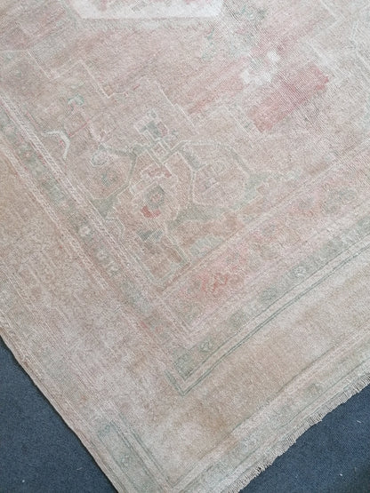 6 x 11 Oushak rug, vintage turkish rug, anatolian vintage rug, vintage rug, handmade rug