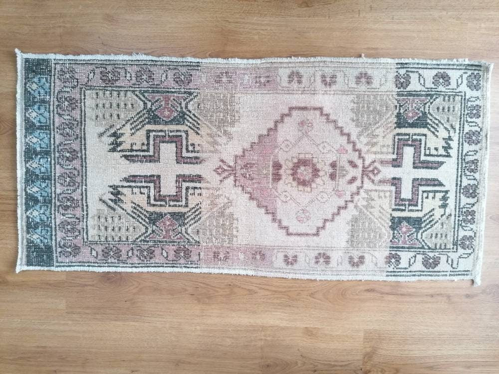 Turkısh entryway rug, vıntage small rug, vıntage turkısh rug, hand made rug,wool rug 1'9x3'9 feet