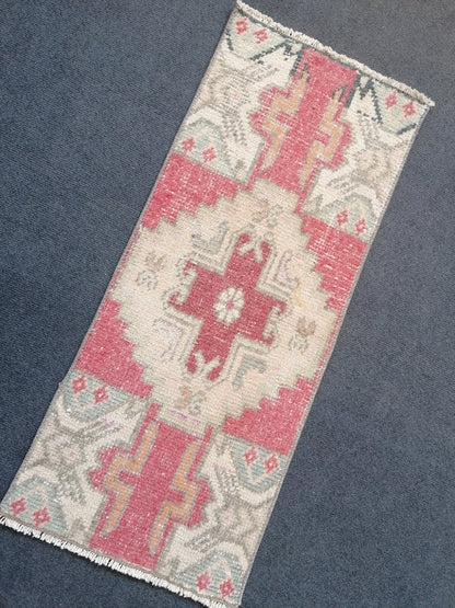 Turkısh small rug, vıntage rug, vıntage turkısh rug, hand made rug,wool rug 3x1'4