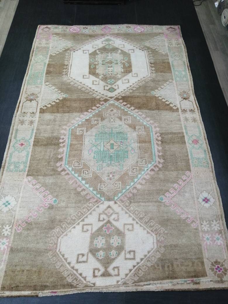 OUSHAK RUG 7 x 11.6 Vintage Rug Vintage Muted Rug Muted Wool Neutral Rug Hand Made Rugs Vintage Turkish Rug Kars Rug Oriental Rug 7x12 Nomad