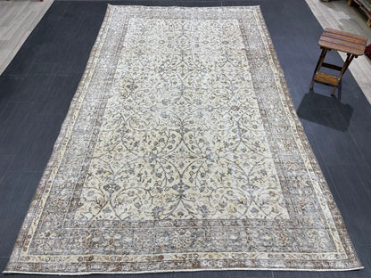 Vintage Rug TURKISH 5.5 x 9 Rug Handmade Rug Distressed Rug  Large Turkish Oushak Rug Oushak Rug, Wool Rug Hand Knotted Rug