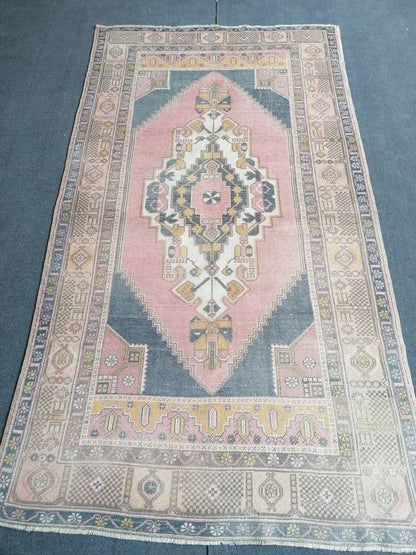 Oushak turkish wool rug 4'6x8 turkish handmade rug, vintage rug,kitchen rug, living room rug, bohemian rug