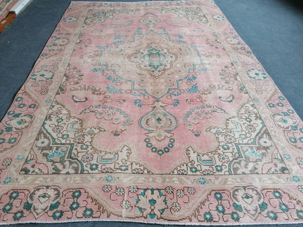 5.8 x 8 Persian wool rug - vintage pink rug, living room rug, handmade wool rugs