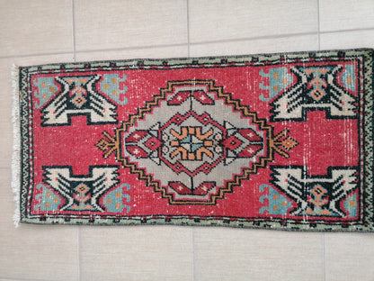 Turkısh rug, vıntage small rug, vıntage turkısh rug, hand made rug,wool rug 3'2x1'6 feet