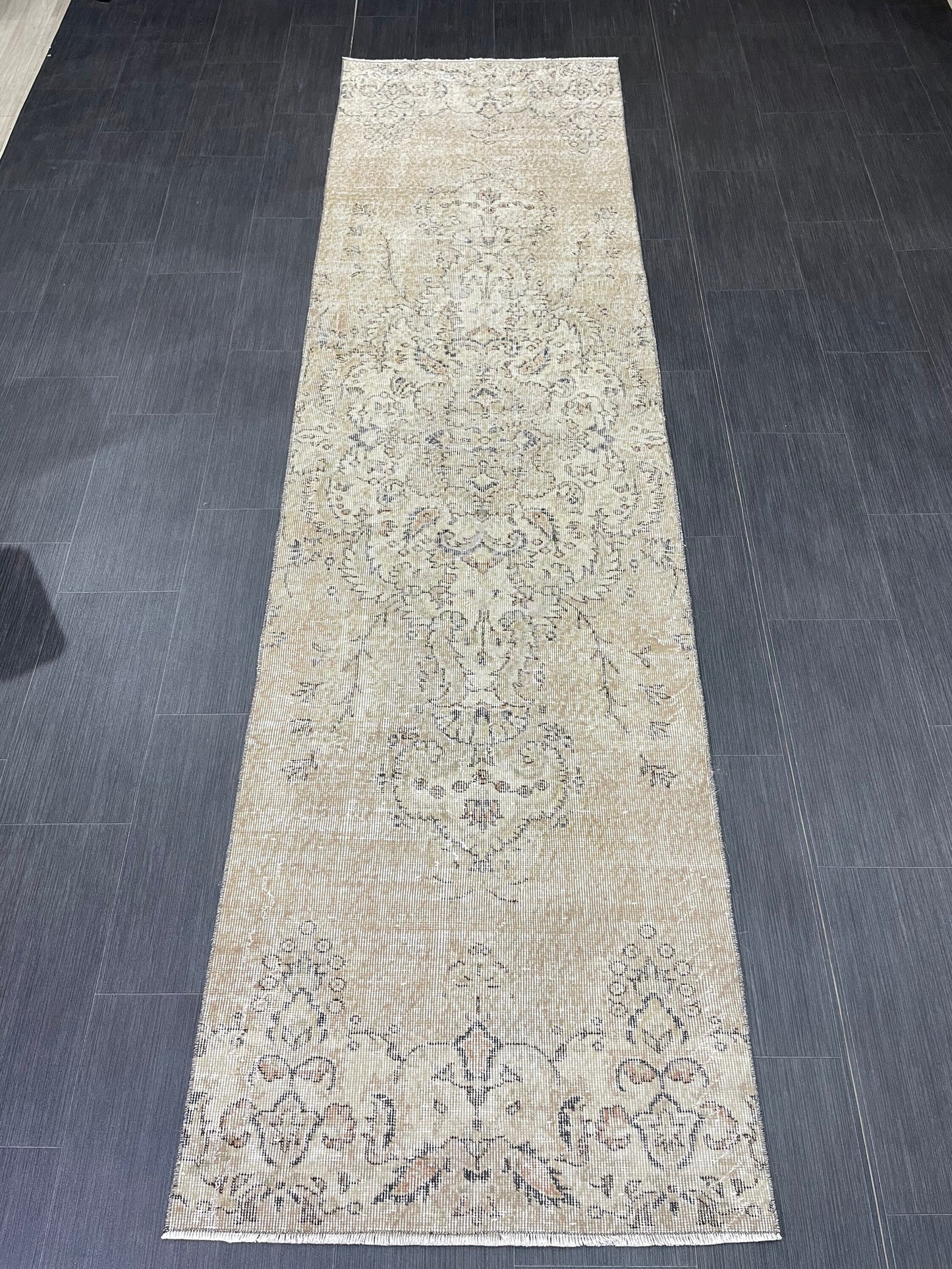 Oushak Runner Rug 2.7 x 10.2 Muted Turkish Runner Rug Vintage Neutral Runner Rug Hallway Natural Runner Rug Kitchen Runner Rug Wool Runner