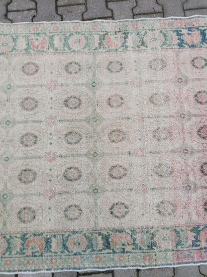 4'7x7 vintage rustic rug, large oushak rug, area rug,