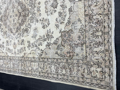 Muted Vintage Rug Neutral 7 x 10.5 Persian Rug Vintage  Rug Wool Oushak Rug Neutral Handmade Rug Vintage Turkish Rug Hand Knotted Rug