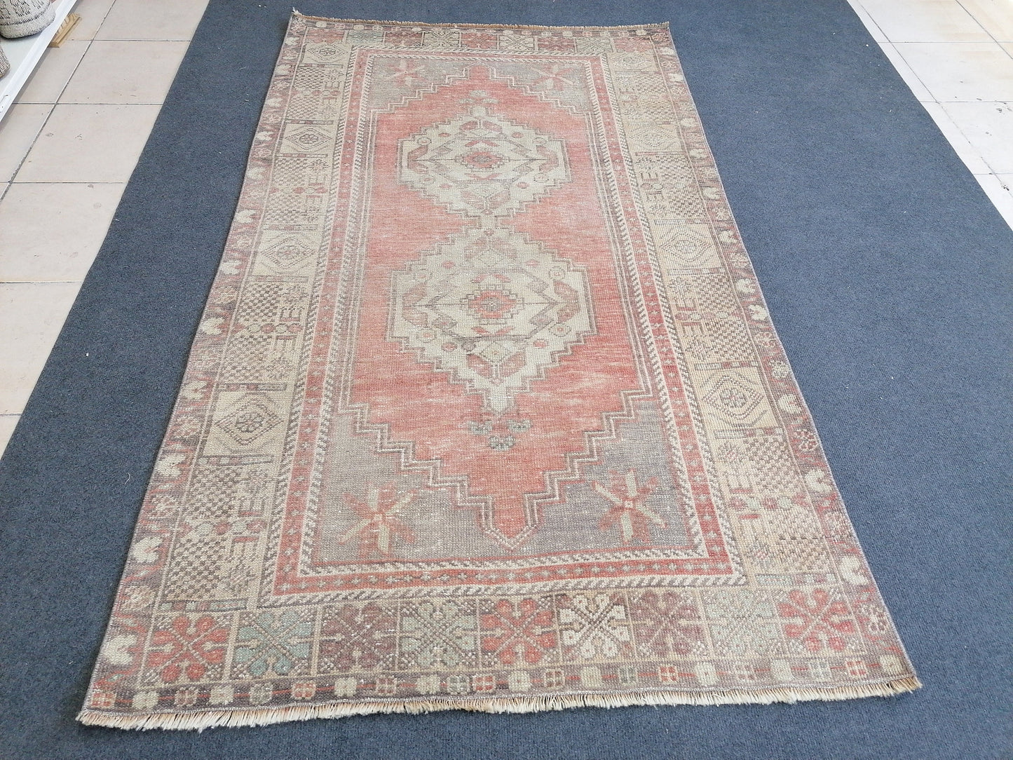 Muted vintage rug 4x6'3 oushak rug hand made rug, area wool rug,
