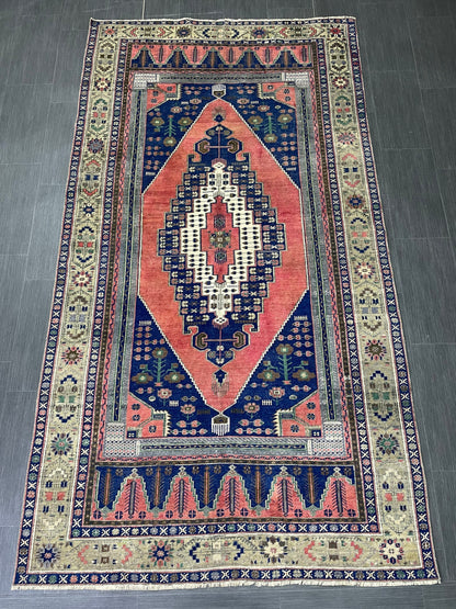 OUSHAK RUG TURKISH Vintage 4.9 x 9 Rug Vintage Oriental Rug Vintage Rug Wool Hand Knotted 5x9 Rug Hand Made Rugs Vintage Turkish Rug