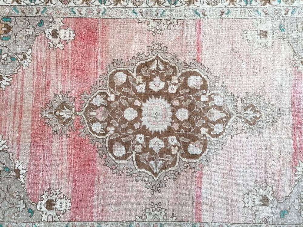 Vintage wool rug, turkısh hand made rug 4'9x7'3 oushak rug, living room rug