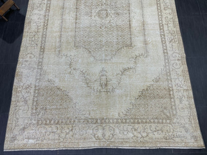 Neutral Vintage Rug Muted TURKISH 5.5 x 9.2 Rug Handmade Rug Distressed Rug  Large Turkish Oushak Rug Wool Rug Hand Knotted Rug