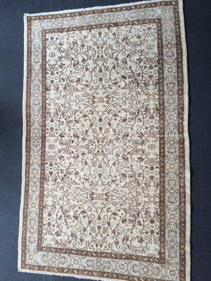 Vintage Rug, Vintage Turkish Rug, Living Room Rug, Oushak Rug,Handmade Rug, Hand Knotted Rug, Farmhouse Muted Rug, Wool Rugs