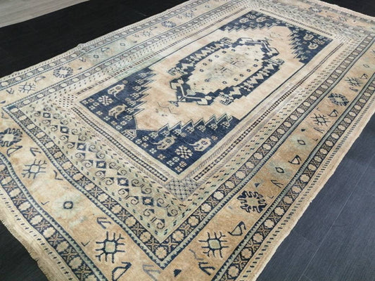 Vintage Turkish Oushak rug,5.5 x 9.3 Muted Persian  Rug, Muted turkish Rug, Navy Oushak  rug, Oriental Vintage Rug, Soft wool Rug,