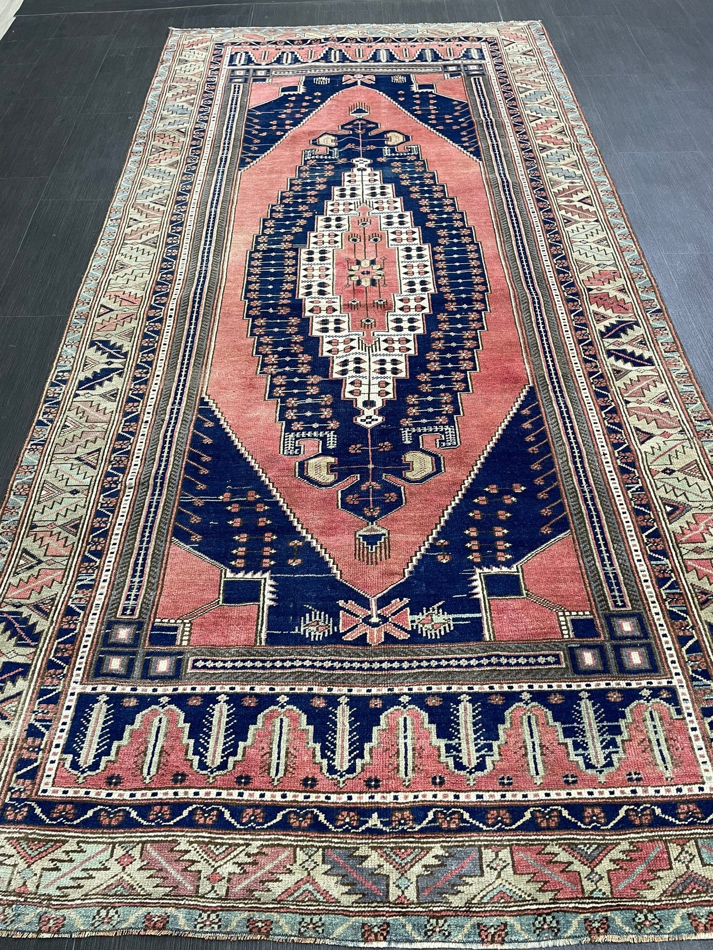 Wool OUSHAK RUG TURKISH 4.7 x 9.6 Rug Muted Pink and Navy Rug Vintage Oriental Rug Vintage Hand Made Rug Wool Vintage Oushak Rug 5x10