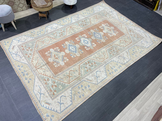 Vintage Rug, TURKISH Handmade 6.5 x 9.5 Rug, Vintage Turkish Rug, Oushak Rug, Turkish Oushak Rug, Hand Knotted Soft Wool Rug Distressed Rug