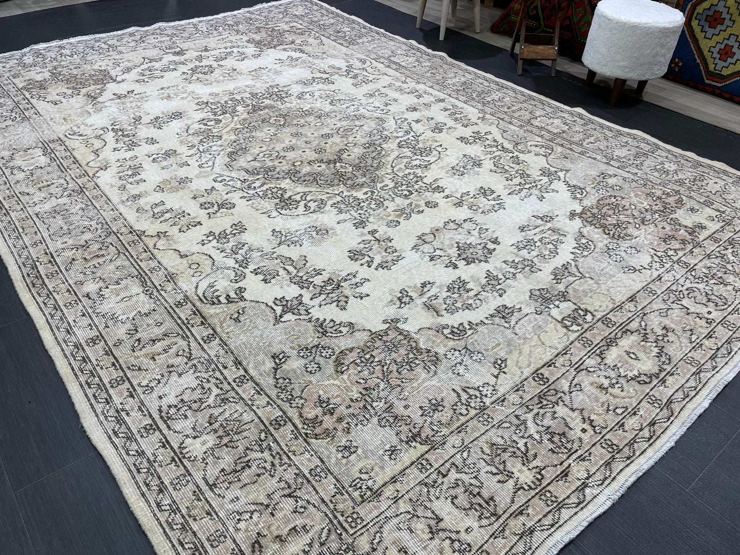 Muted Vintage Rug Neutral 7 x 10.5 Persian Rug Vintage  Rug Wool Oushak Rug Neutral Handmade Rug Vintage Turkish Rug Hand Knotted Rug