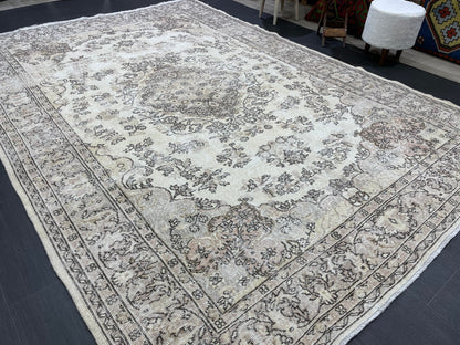 Muted Vintage Rug Neutral 7 x 10.5 Persian Rug Vintage  Rug Wool Oushak Rug Neutral Handmade Rug Vintage Turkish Rug Hand Knotted Rug