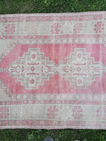 Vintage rug 3'11x6'9 oushak rug,anatolian rug,unique hand made rug