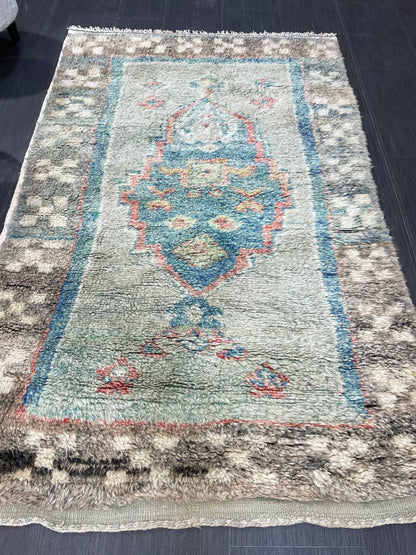 Antique Rug, Vintage Shaggy 3.7 x 5.9 Rug, High Wool Pile Rug,Plush Rug,Handmade Rug,Hand Knotted Rug,One Of A Kind Rug, Nomad Rug, Rear Rug