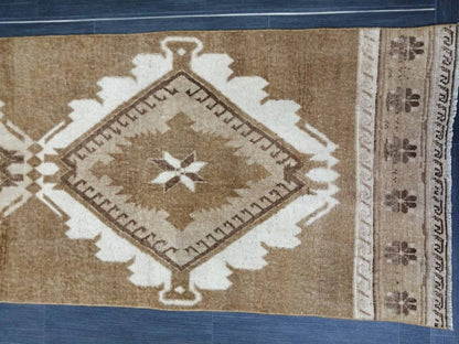 Neutral Runner Rug 2.5 x 10.7 Turkish Runner Rug Vintage Runner Rug Hallway Runner Rug Kitchen Runner Rug Neutral Wool Runner Rug