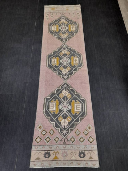 Vintage Hallwa Runner Rug Turkish Runner Rug 2.8 x 10.7 Vintage Runner Rug Oushak Runner Rug Kitchen Runner Wool Runner Rug Wool Rug