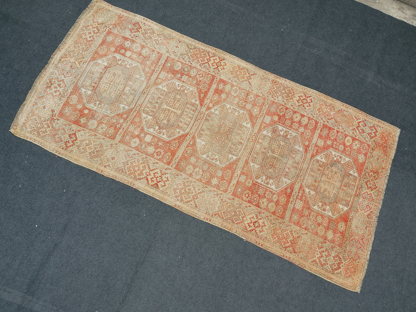 9'x4'4 soft vintage oushak turkish  rug, anatolian old vintage runner rug