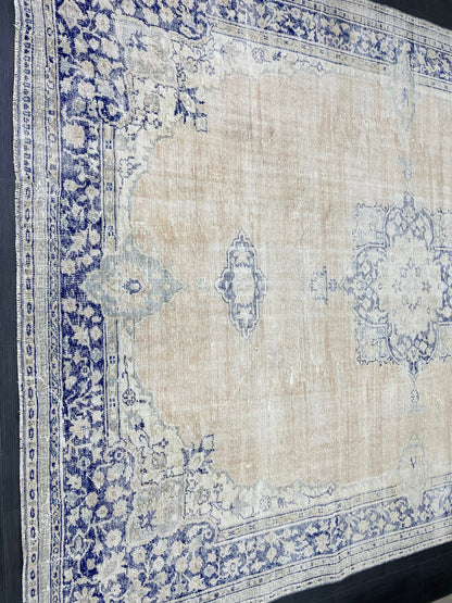 Large Distressed RUG 8 x 10.8 Muted TURKISH Antique Rug Vintage Persian Rug Vintage Rug Wool Oushak Rug HandMade Rug Hand Knotted Rug