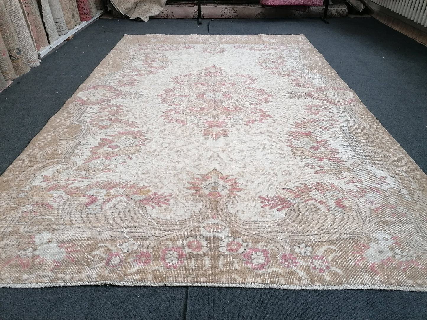 Muted oushak rug 6x9'7 large vintage rug, pastel hand made wool rug,  turkish area rug, bohemian rug