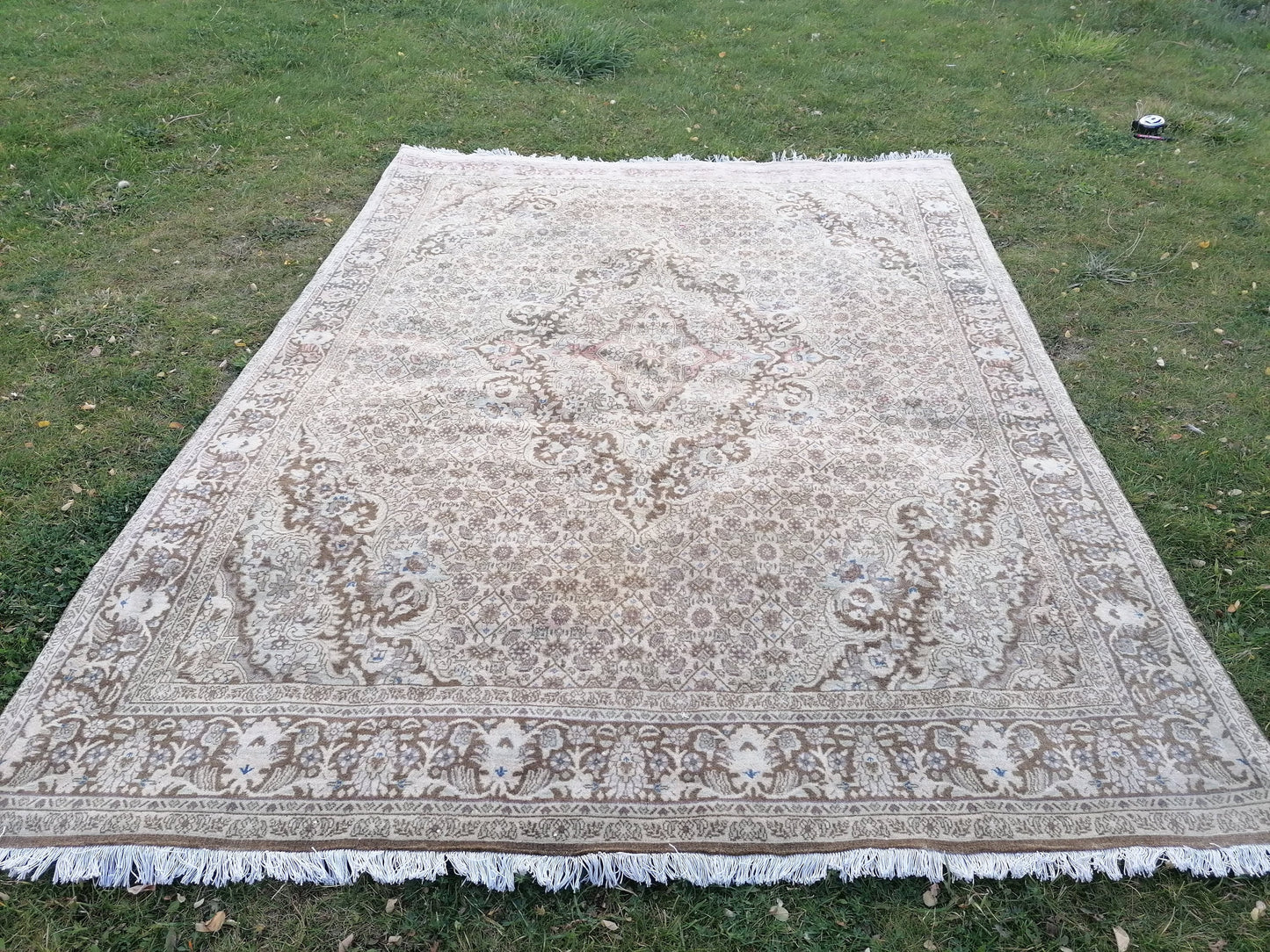 5.5 x 7.3 knotted rug - handmade living room rug, vintage wool rug, Persian rug